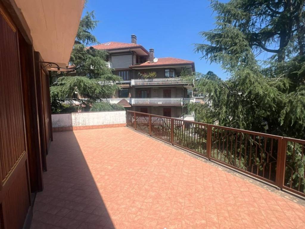 Attico / mansarda a Avellino in Via Enrico Capozzi - Foto 2