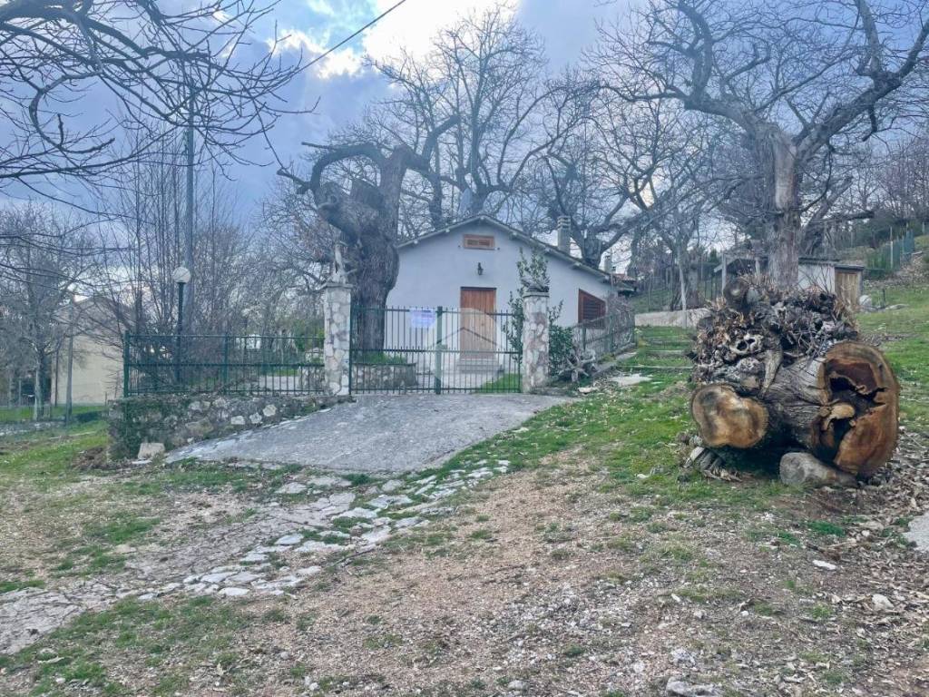 Casa indipendente a Stroncone in Vocabolo Cimitelle - Foto 2