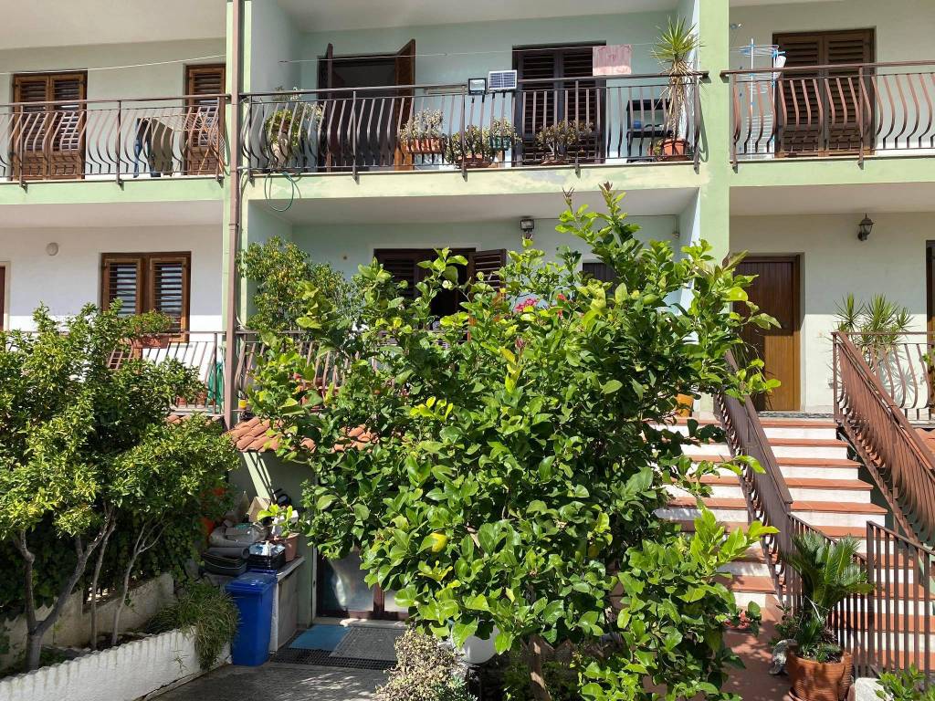 Villetta a schiera a Vibo valentia in Via Cesare Pavese - Foto 2