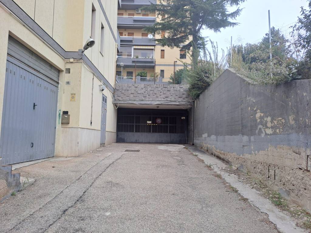 Box / garage a Termoli in Via Giappone, 15 - Foto 2