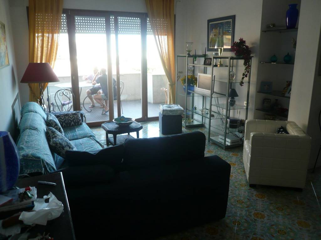 Appartamento a Riccione in Viale Maria Ceccarini - Foto 2