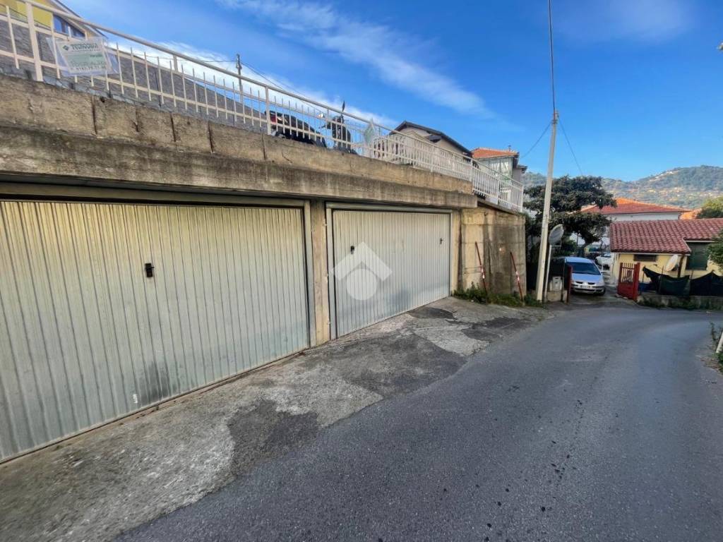 Box / garage a Imperia in Str. Privata Mazza, 6 - Foto 2