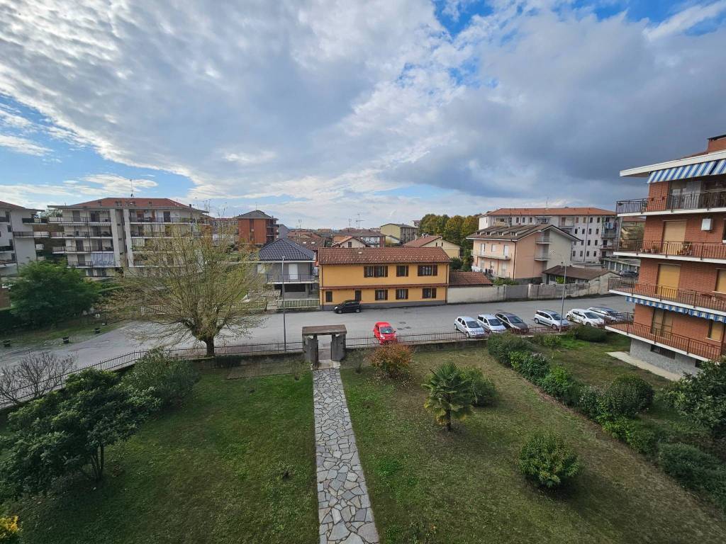 Appartamento a Crescentino in Viale Barrilis, 52 - Foto 2