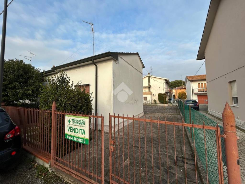 Villa a Ravenna in Via Zuccherificio, 64 - Foto 2