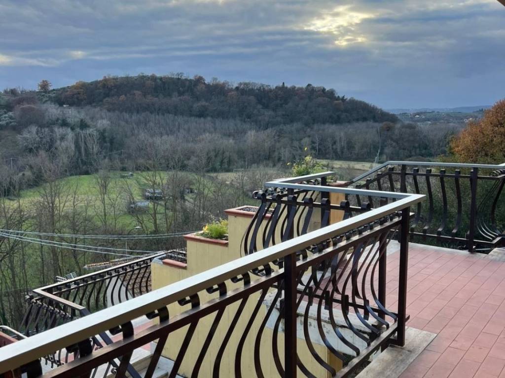 Appartamento a Fara in sabina in via enrico toti - Foto 4