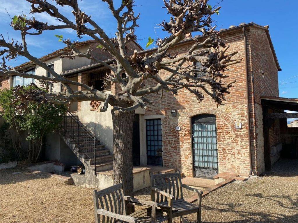 Rustico / casale a Castiglione del lago in Via della Carraia, 10 - Foto 4
