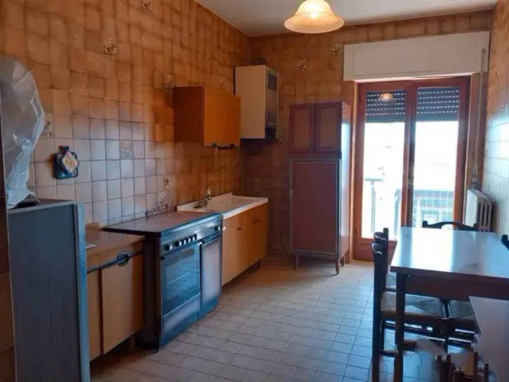 Appartamento a Salandra in Via Pasquale Giocoli - Foto 2