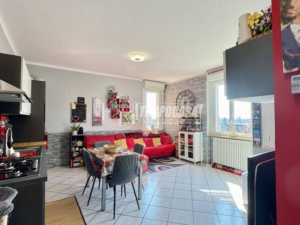 Appartamento a Missaglia in Via Giuseppe Garibaldi 102 - Foto 4