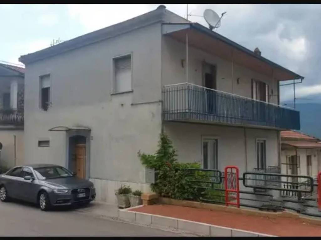 Casa indipendente a Paterno in Via Acquareggente - Foto 2