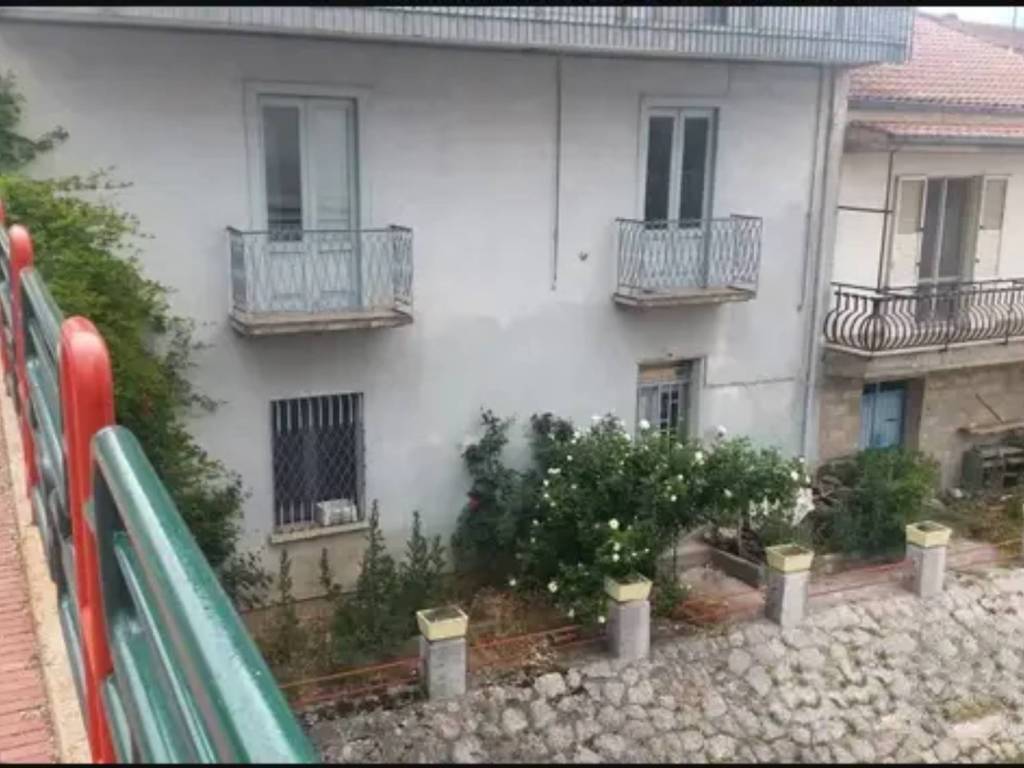 Casa indipendente a Paterno in Via Acquareggente - Foto 4