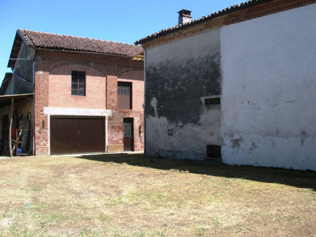 Rustico / casale a Portacomaro in Via San Pietro - Foto 3