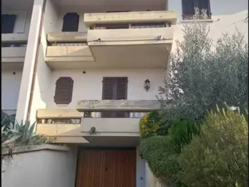 Casa indipendente a Poggibonsi in Via Monte Rosa - Foto 3