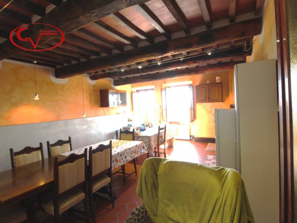 Appartamento a Loro ciuffenna in Strada Provinciale Setteponti - Foto 4
