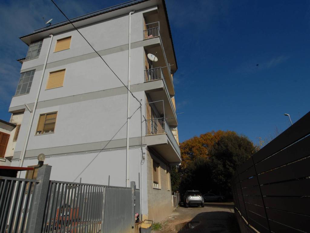 Appartamento a Frosinone in Via San Giuliano, 95 - Foto 3