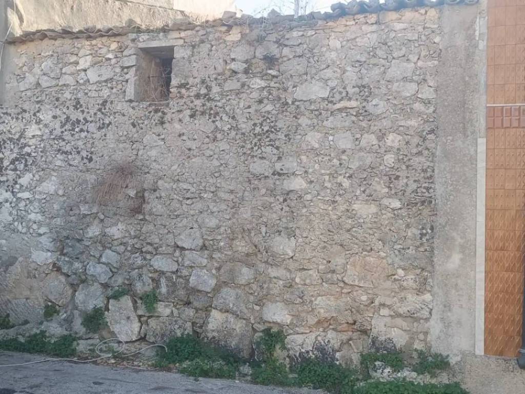 Casa indipendente a Siracusa in Via Volturno - Foto 3