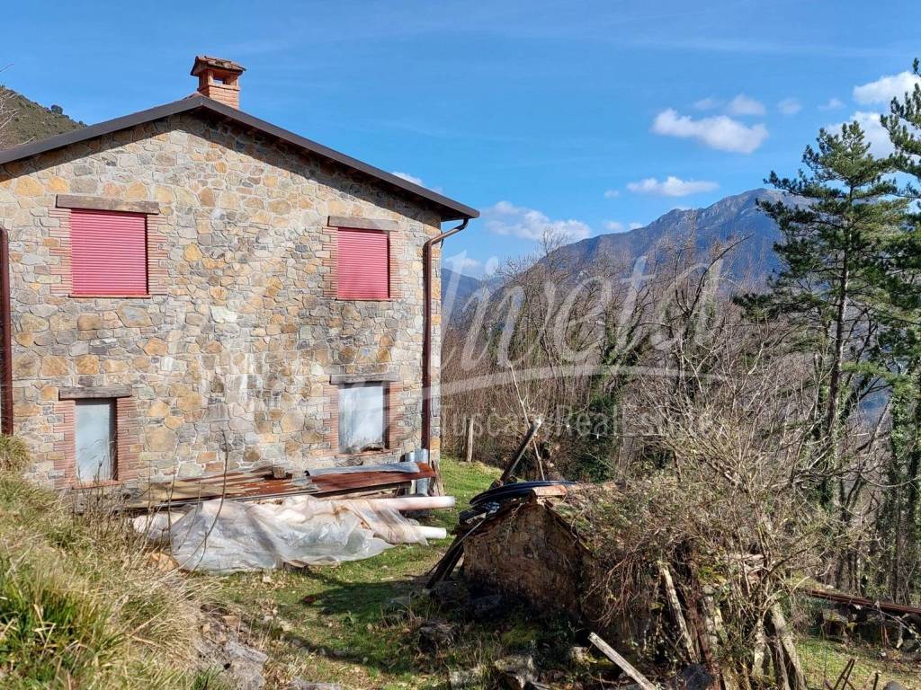 Rustico / casale a Bagni di lucca in Strada Comunale San Cassiano Palleggio - Foto 2