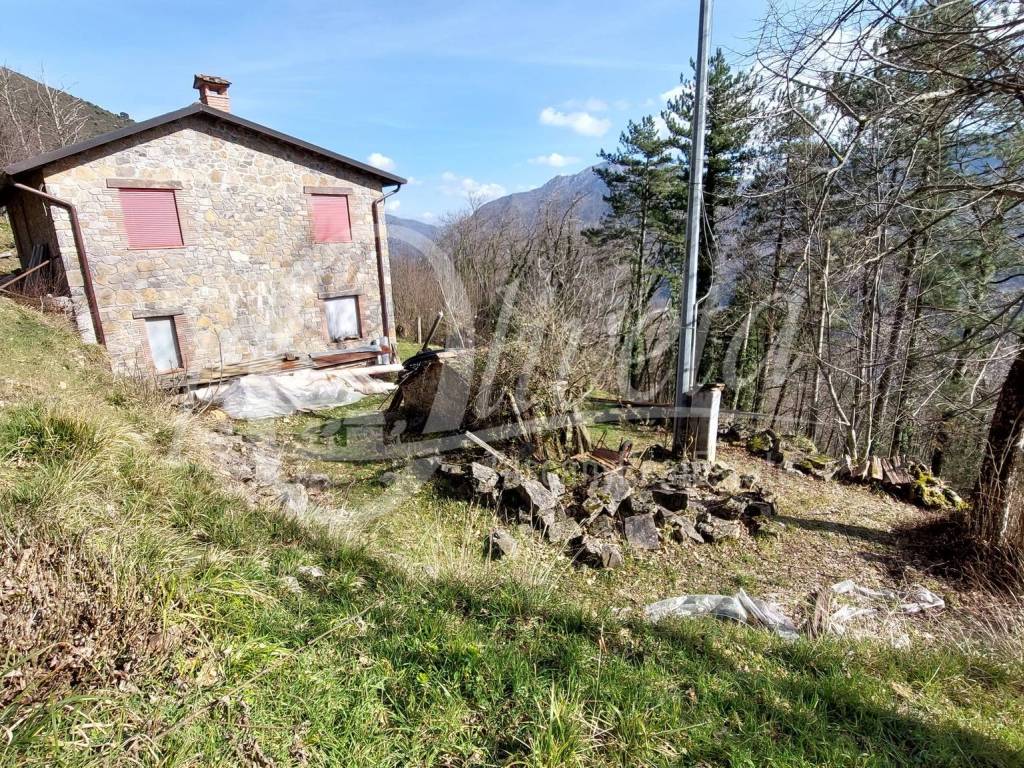Rustico / casale a Bagni di lucca in Strada Comunale San Cassiano Palleggio - Foto 3