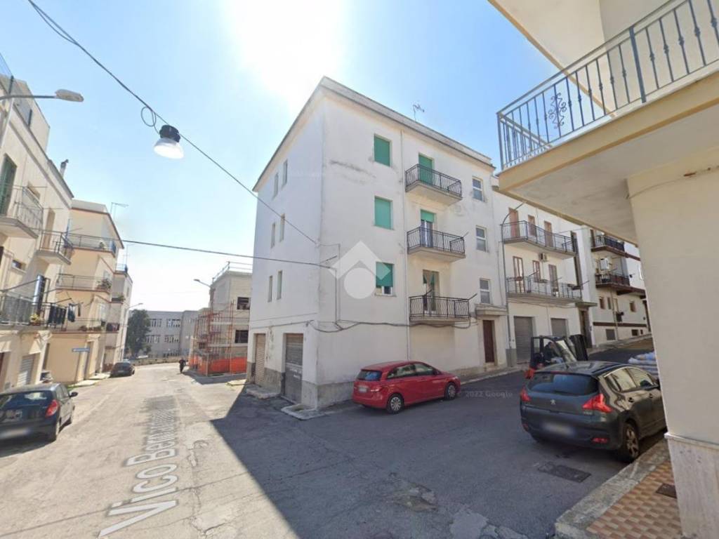 Appartamento a Ceglie messapica in Via Raffaello Sanzio, 21 - Foto 2