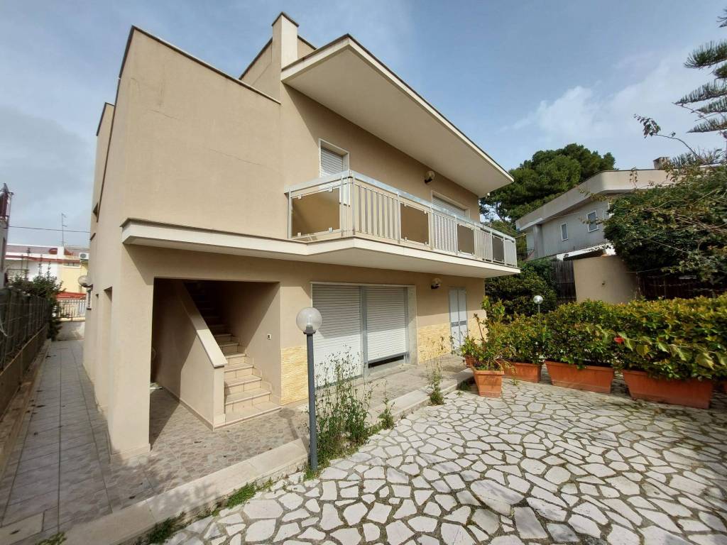 Villa a Pulsano in Viale del Negramaro, 21 - Foto 3