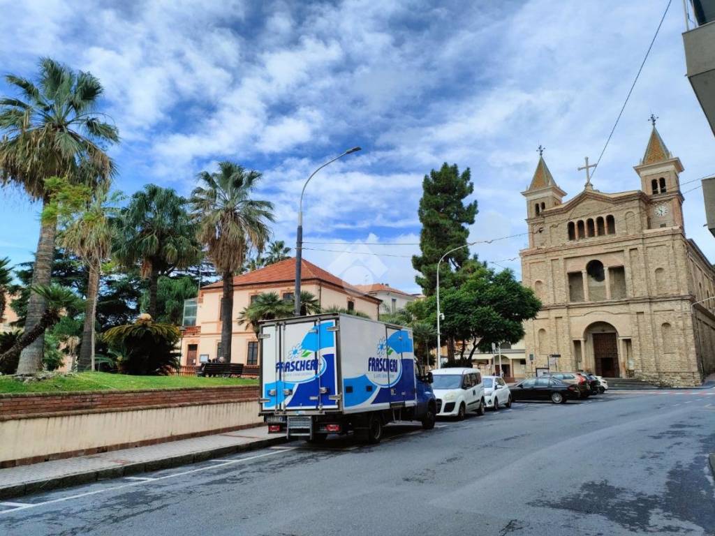 Appartamento a Taggia in Via Paolo Boselli - Foto 2