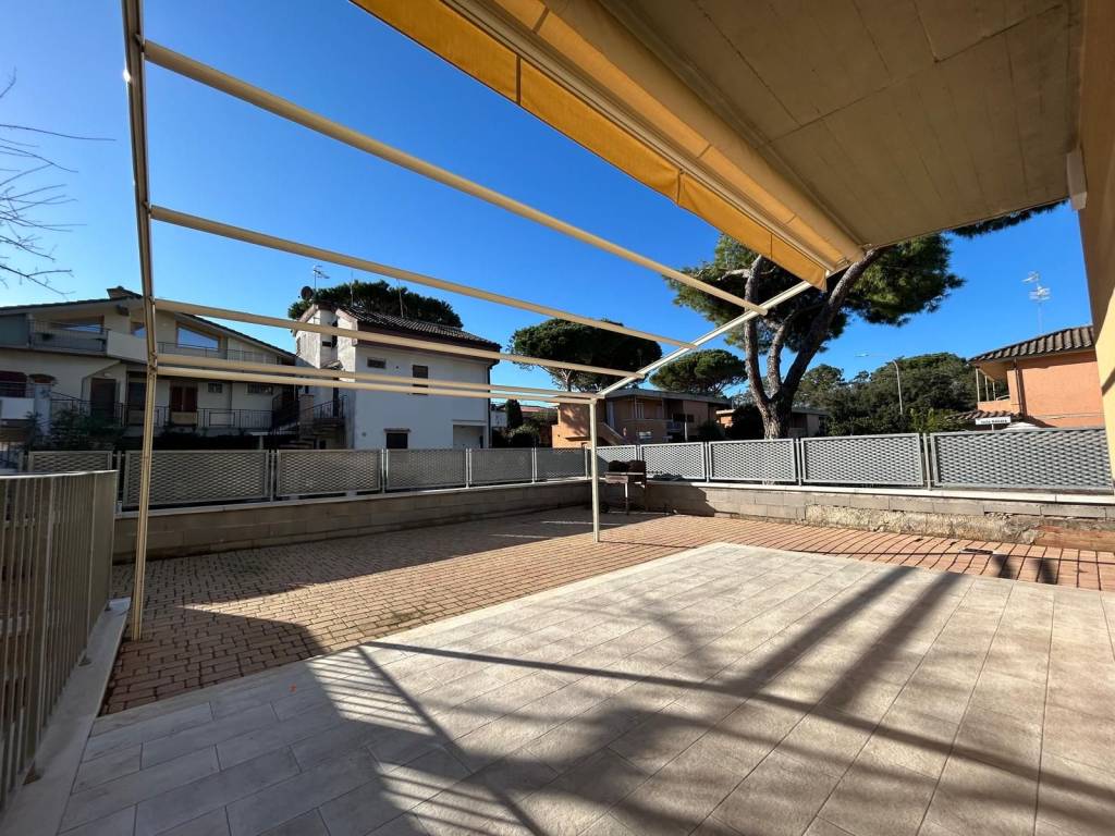 Appartamento a Follonica in Via Isola di Asinara, 1 - Foto 5