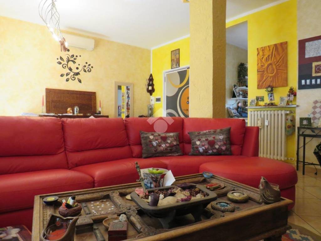 Appartamento a Alessandria in Viale Brigata Ravenna, 3 - Foto 2
