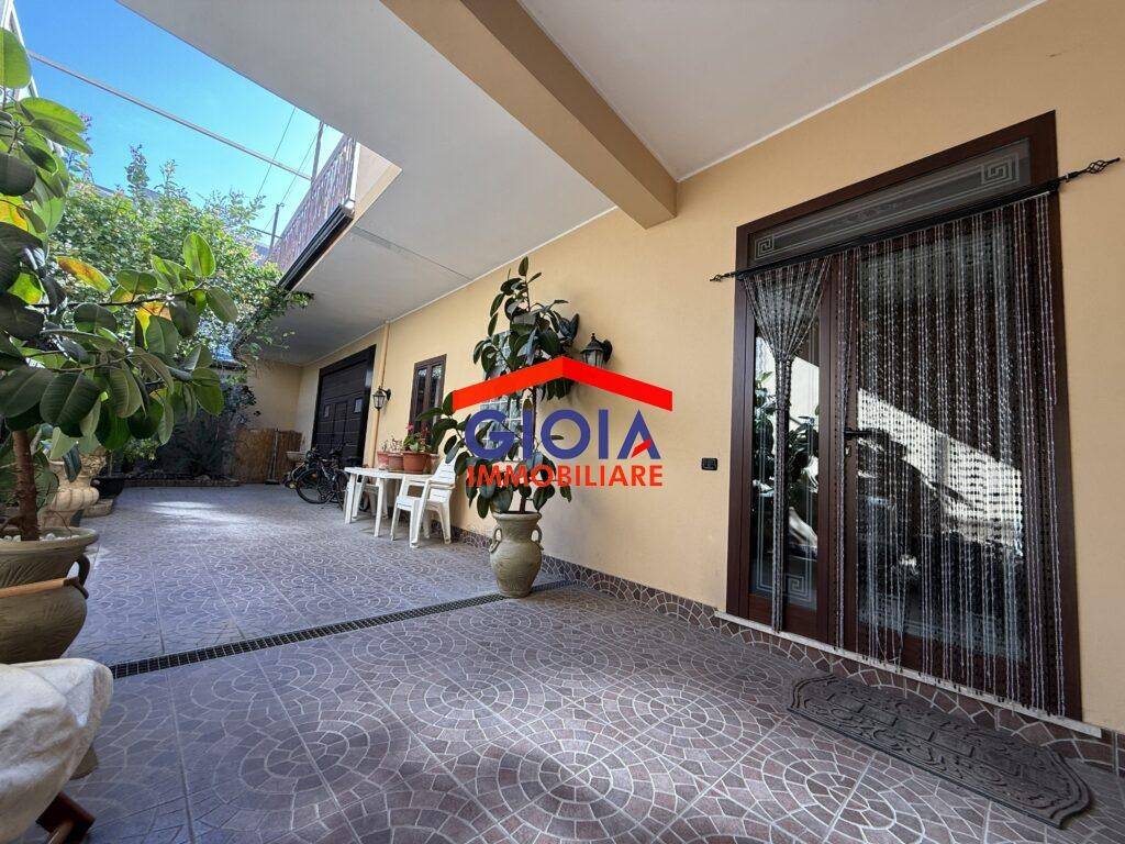 Appartamento a Mondragone in Via degli Oleandri, 25 - Foto 3