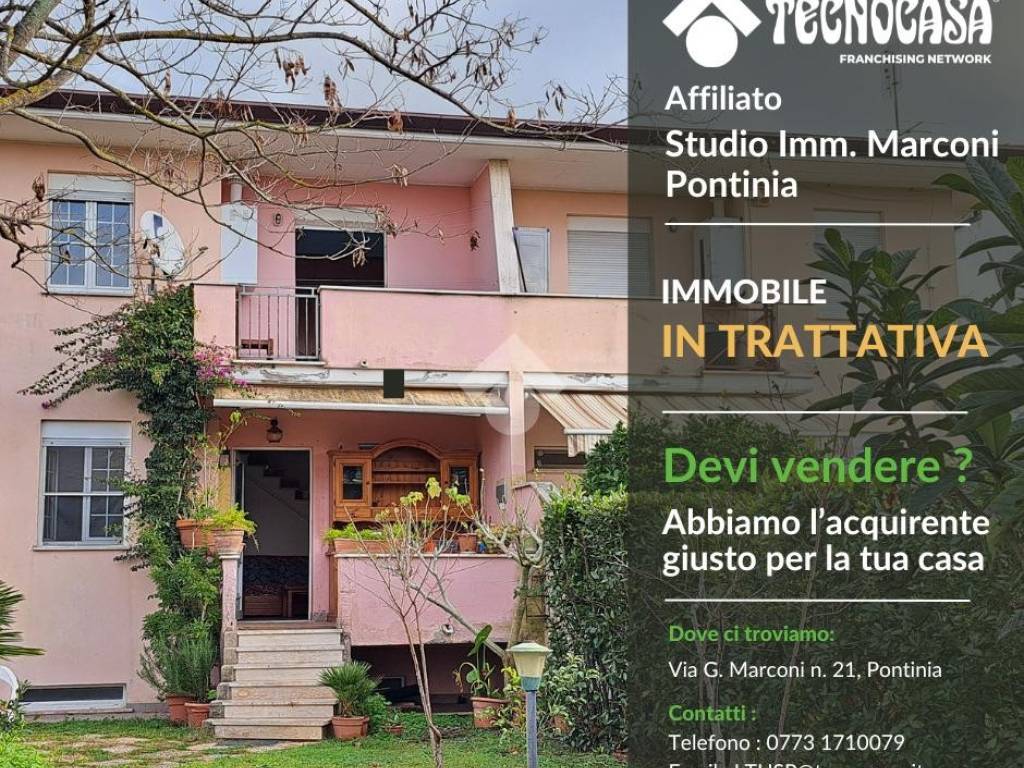 Villa a Sabaudia in Via Cristoforo Colombo, 88 - Foto 1