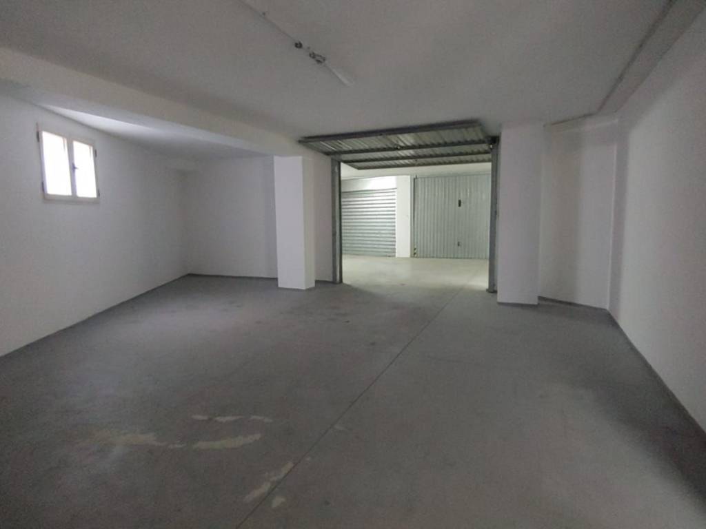 Box / garage a Silvi in Via Roma, 150 - Foto 2