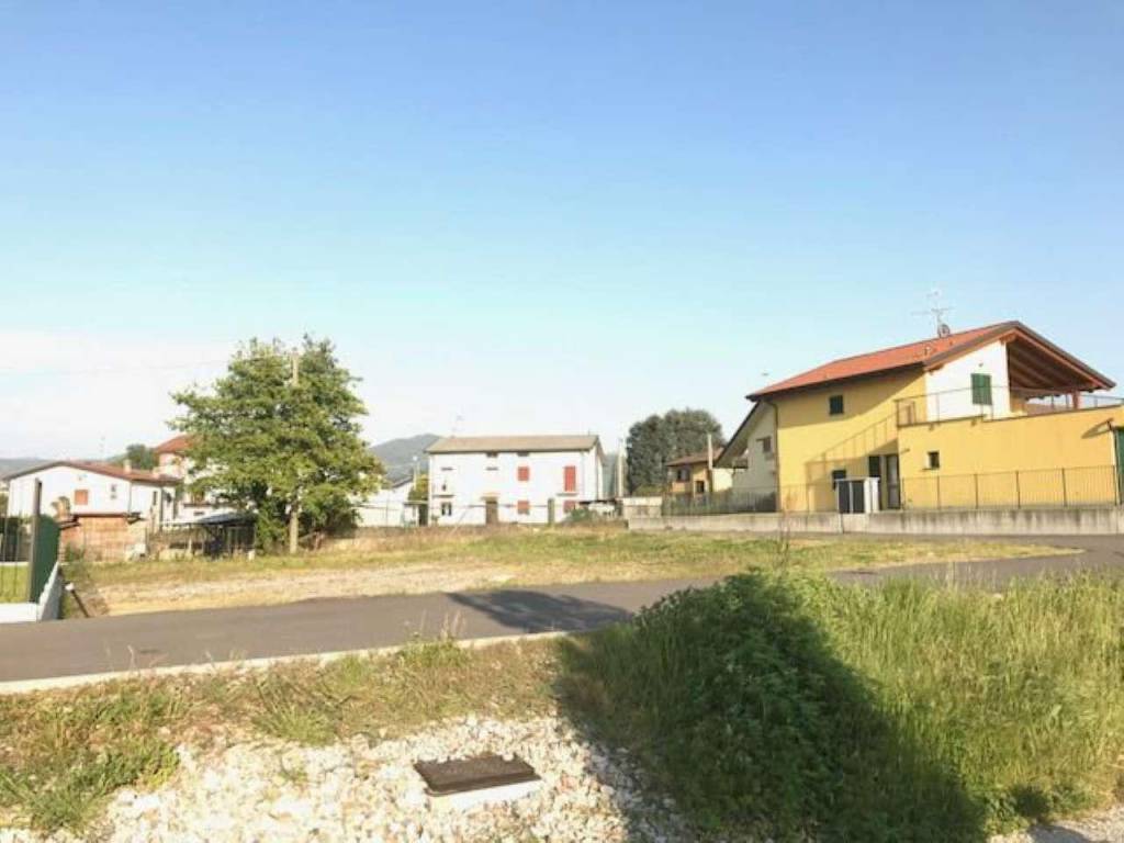 Terreno a Molteno in Via Stazione, 1 - Foto 3
