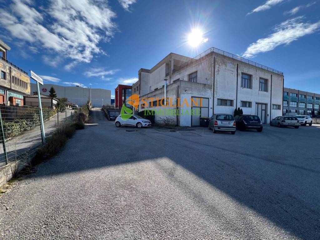 Immobile a Campobasso in zona industriale - Foto 3