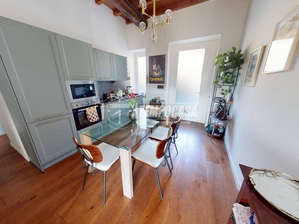 Appartamento a Como in Via Camnago Volta Superiore 19 - Foto 3