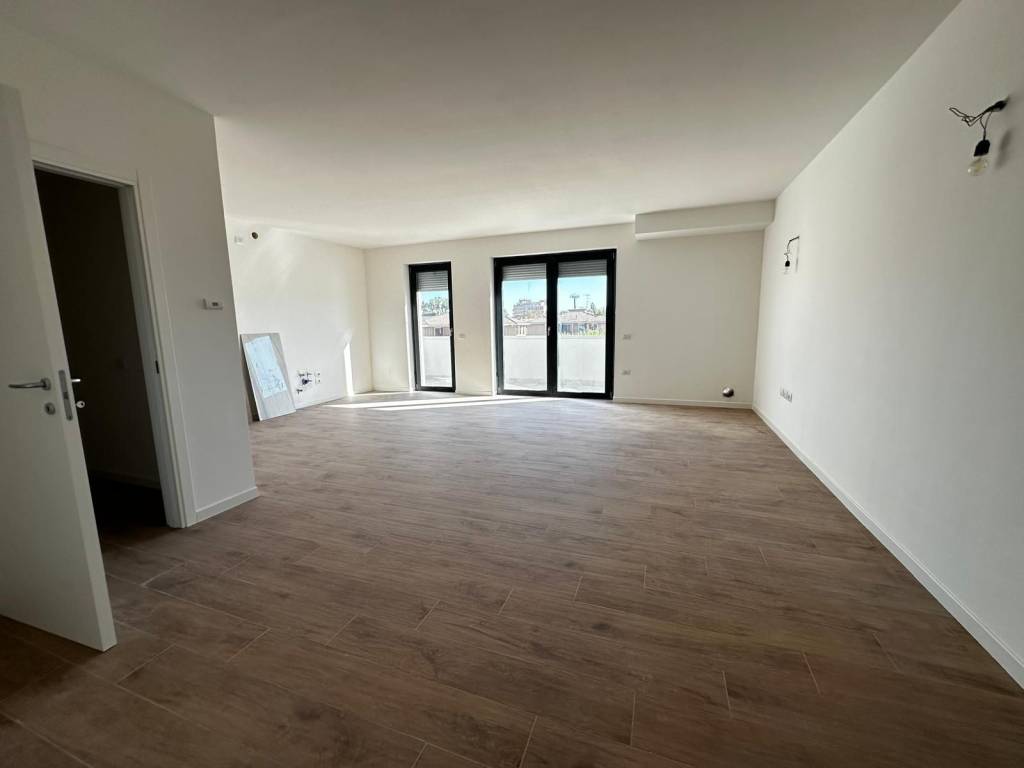 Appartamento a Viadana in Via Luigi Cantoni, 9 - Foto 2