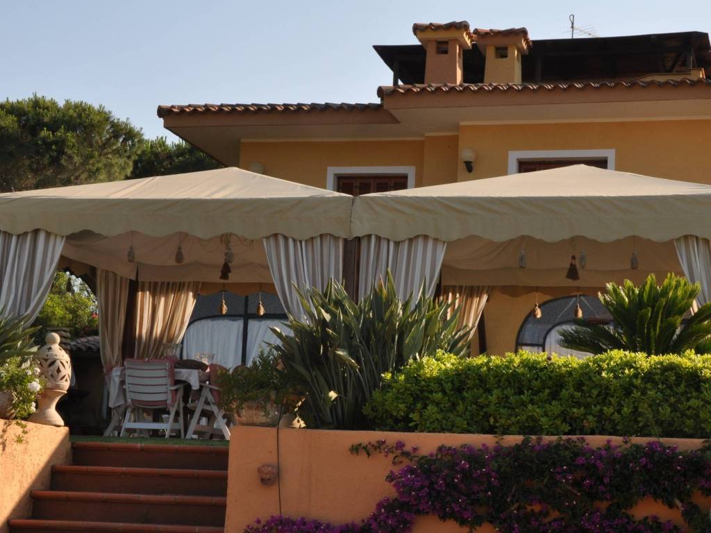 Villa a Loiri porto san paolo in Via Don Luigi Sturzo, 6 - Foto 3