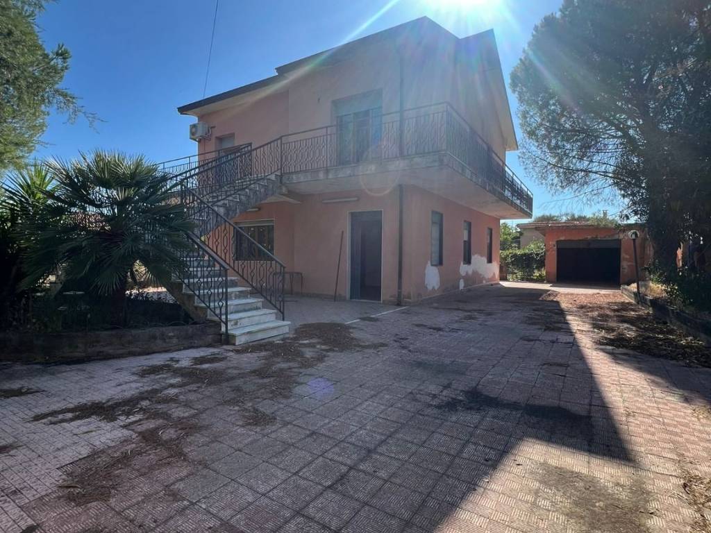 Villa a Pedara in Via della Resistenza, 75 - Foto 4