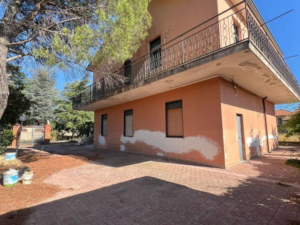 Villa a Pedara in Via della Resistenza, 75 - Foto 5