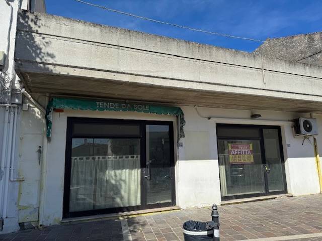 Immobile a Spoltore in Via Giuseppangelo Fonzi, 139 - Foto 2