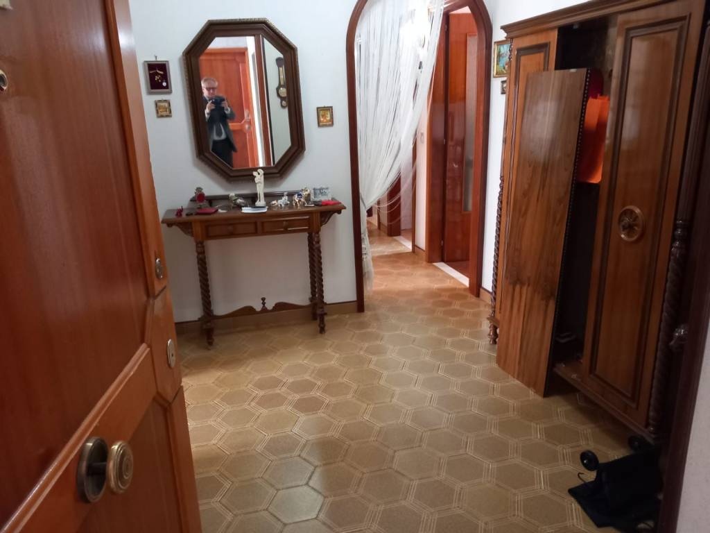 Appartamento a Caltanissetta in Via Nino Savarese - Foto 4