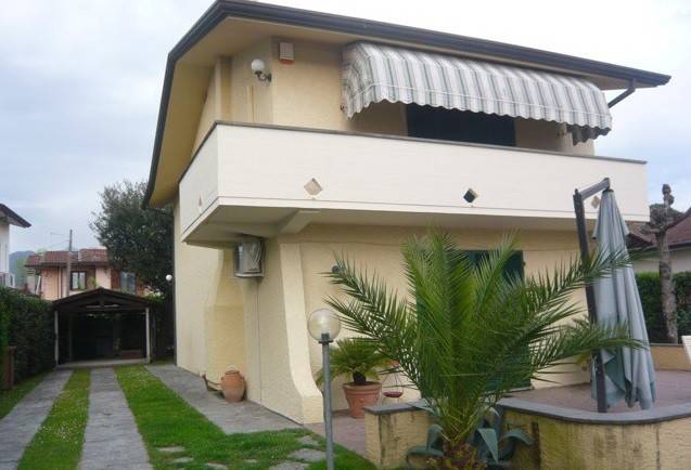 Villa a Forte dei marmi in Via Versilia, 10 - Foto 3