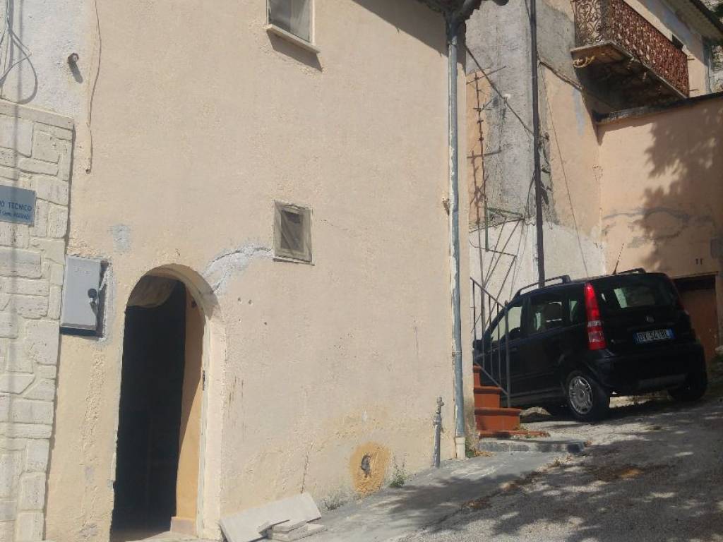 Appartamento a Rocchetta a volturno in Strada Provinciale di Rocchetta al Volturno - Foto 3
