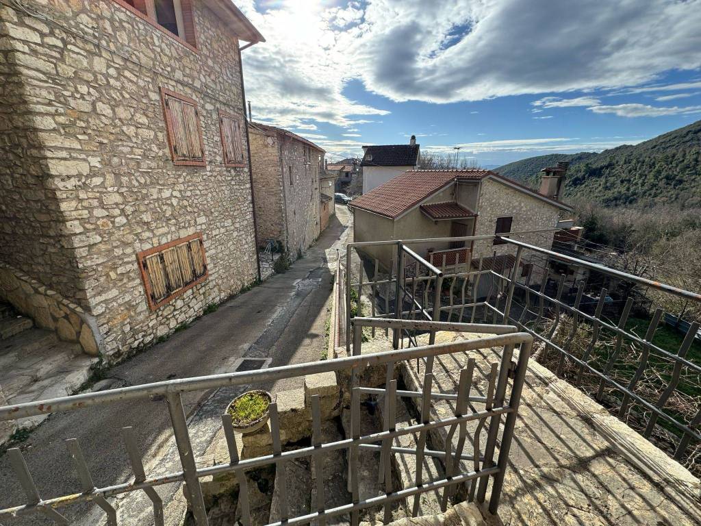 Appartamento a Terni in Via del Giardino, 29 - Foto 3