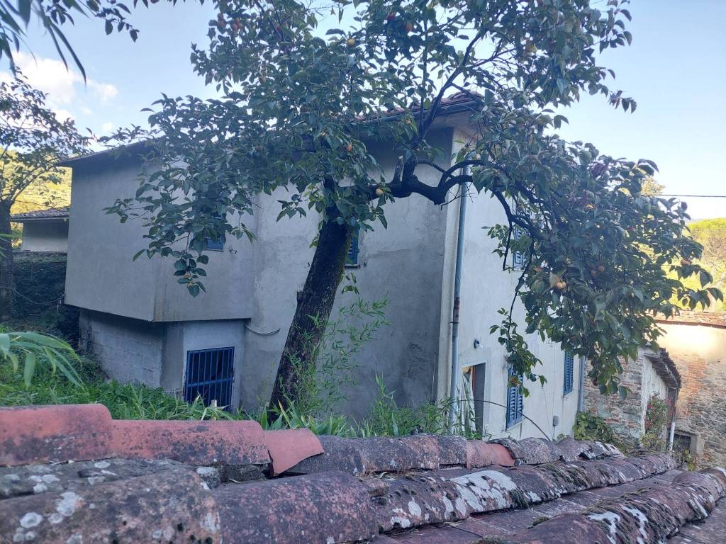 Rustico / casale a Pistoia in Via della Forra Sanguinaria - Foto 2