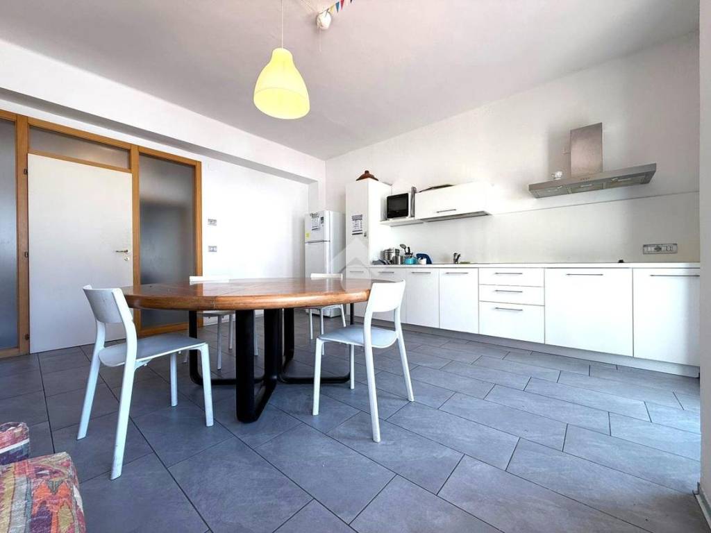 Appartamento a Trento in Via Fratelli Fontana - Foto 2