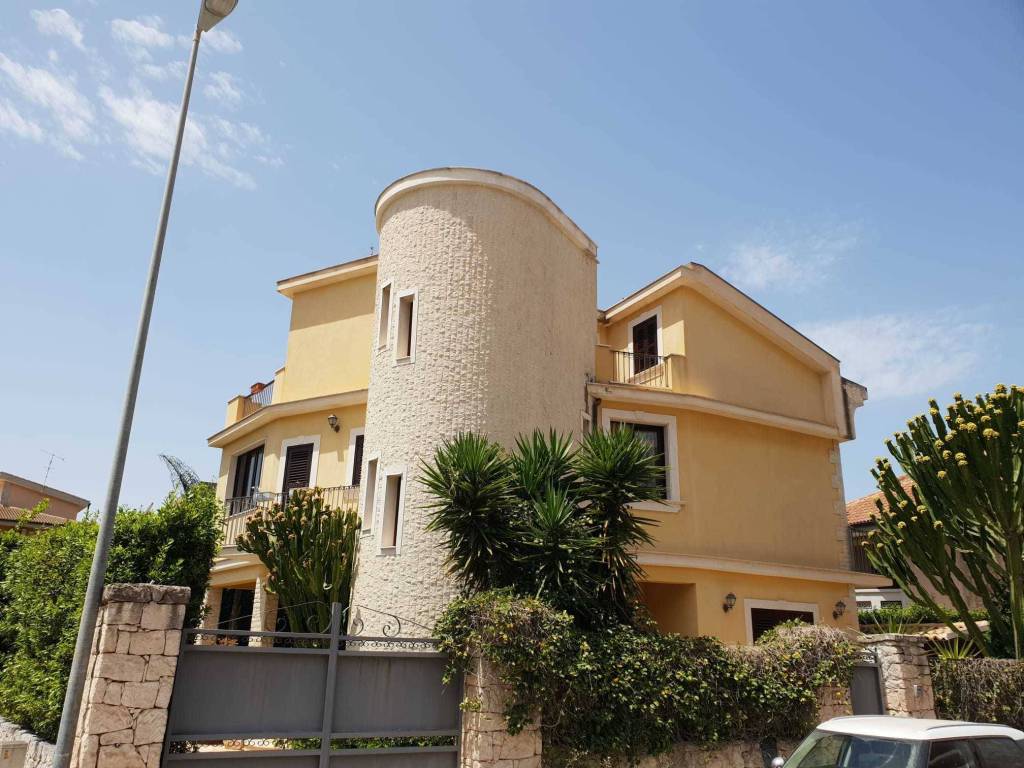Villa a Siracusa in via Acquaviva Platani - Foto 4