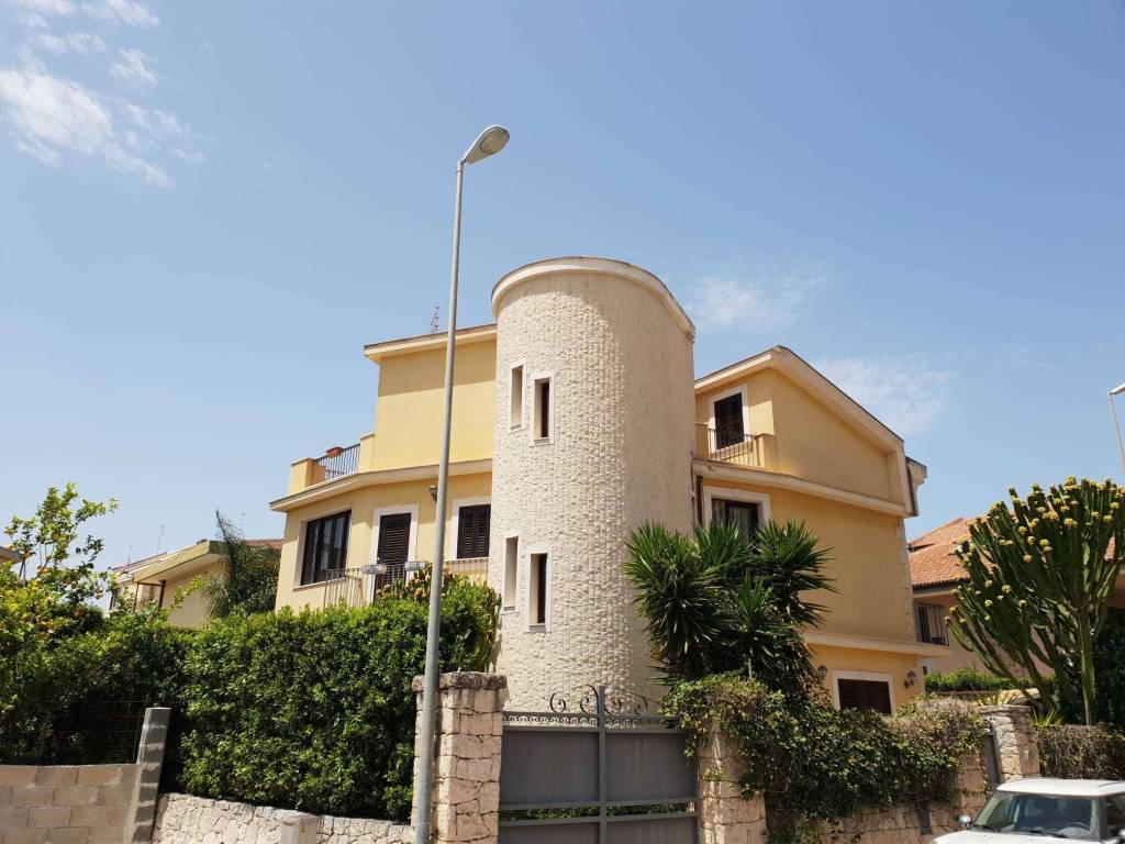 Villa a Siracusa in via Acquaviva Platani - Foto 5