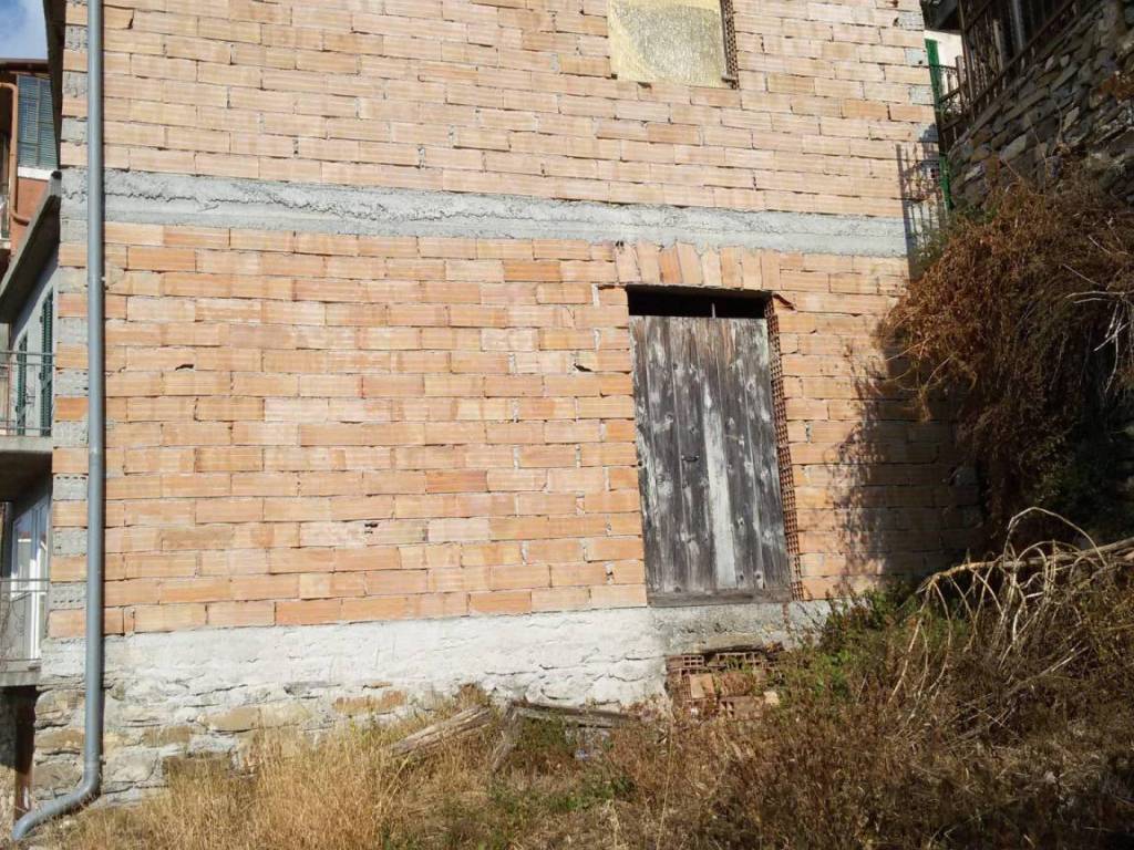 Casa indipendente a Molini di triora in Via 4 Novembre - Foto 3