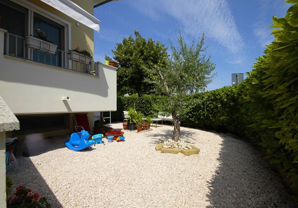 Casa indipendente a Misano adriatico in Via Enrico De Nicola - Foto 2