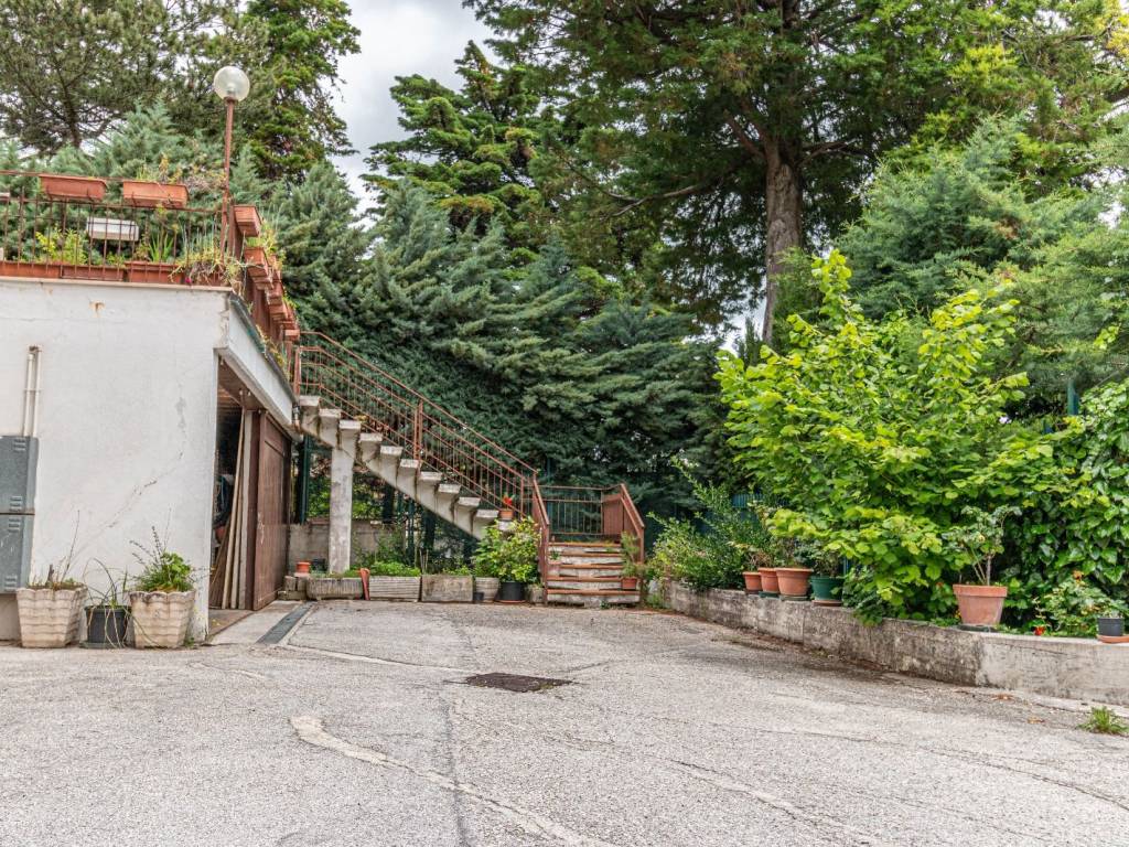Appartamento a Campobasso in Viale Alessandro Manzoni - Foto 2