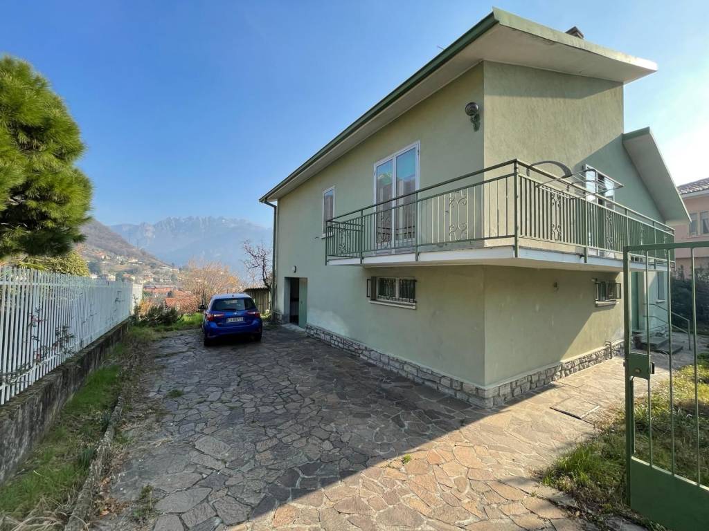Villa a Galbiate in Via 1 Maggio, 40 - Foto 5