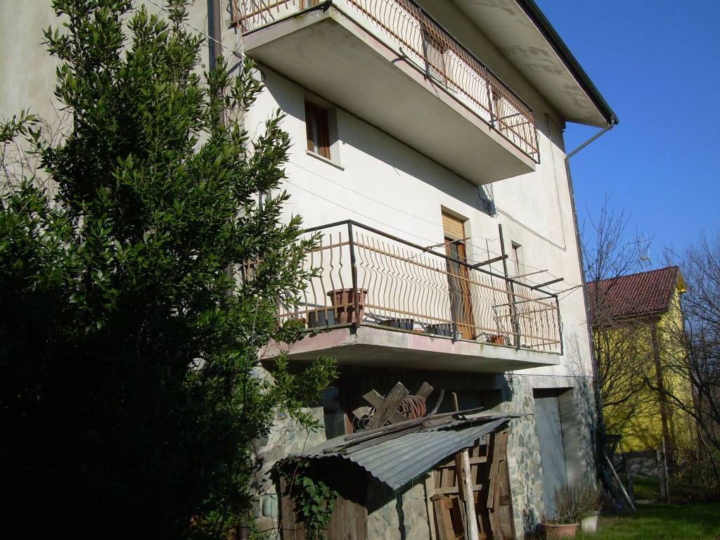 Villa a Casaleggio boiro in Via Martiri della Benedicta - Foto 2